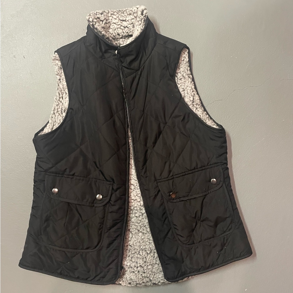 Francesca's Black Quilted Vest with Cozy Lining